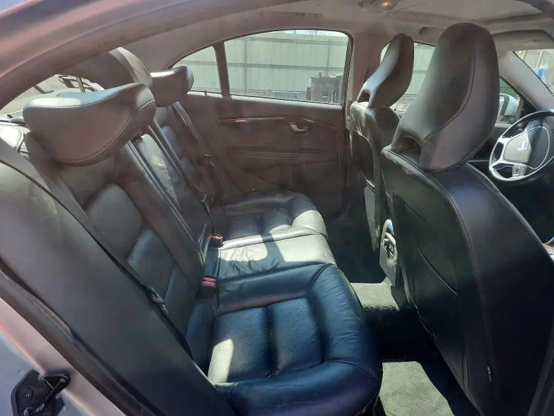 2012 VOLVO S80 T6  