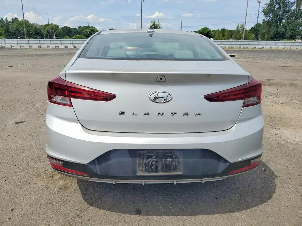 2019 HYUNDAI ELANTRA SEL  