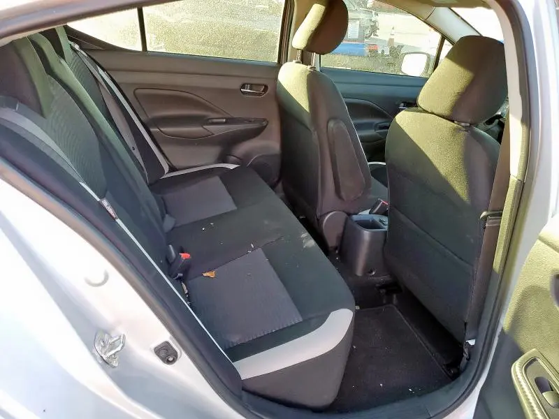 2020 NISSAN VERSA SV  