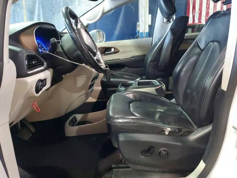 2017 CHRYSLER PACIFICA TOURING L PLUS  