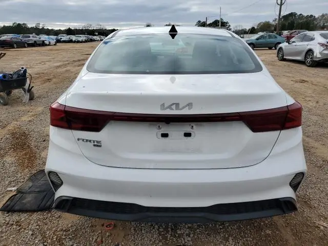 2022 KIA FORTE FE  