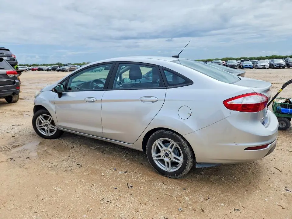 2019 FORD FIESTA SE  