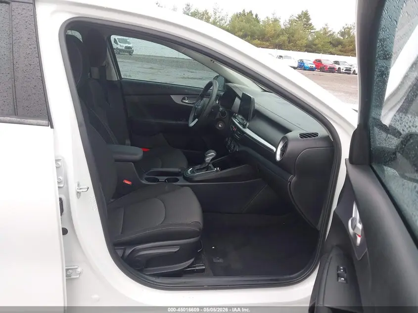 2022 KIA FORTE LXS