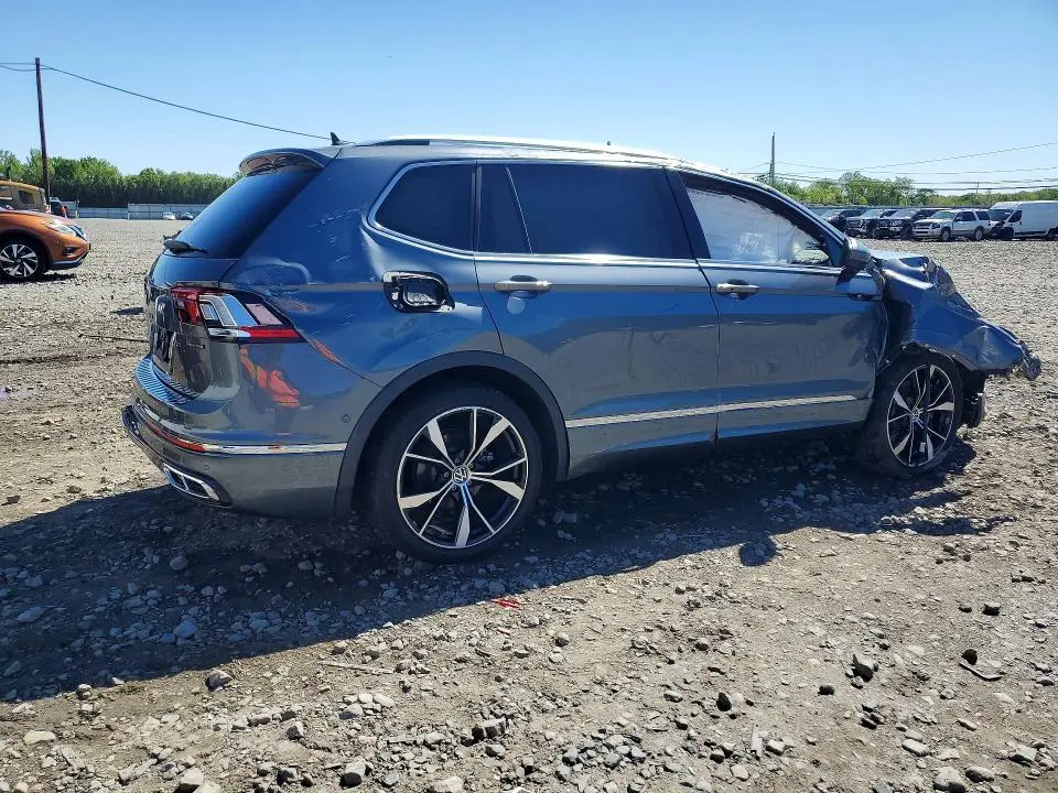 2022 VOLKSWAGEN TIGUAN SEL R-LINE  