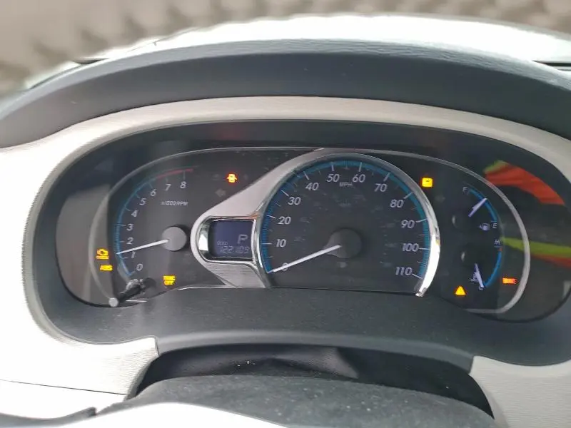 2014 TOYOTA SIENNA XLE  