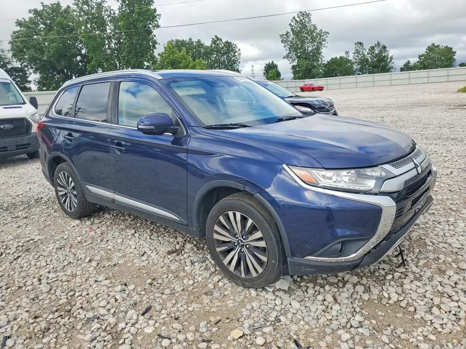 2020 MITSUBISHI OUTLANDER SE  