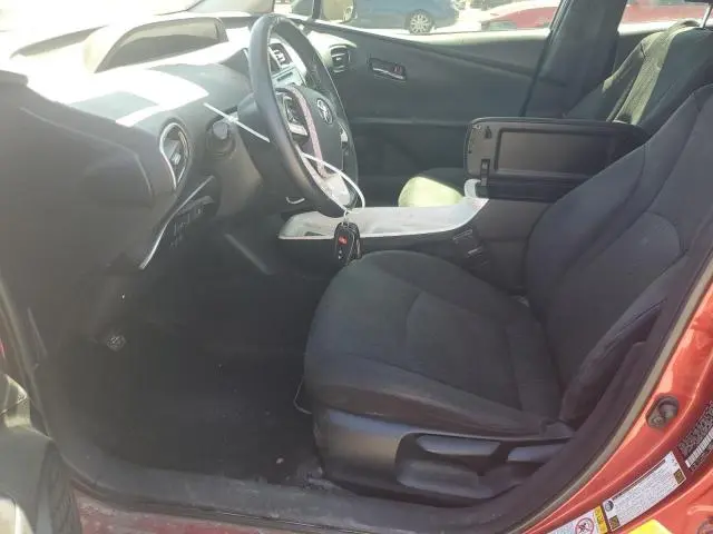 2016 TOYOTA PRIUS 