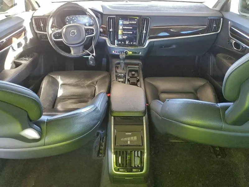 2018 VOLVO S90   
