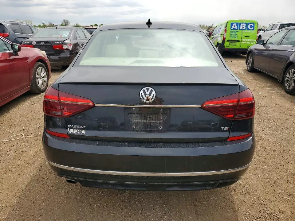 2017 VOLKSWAGEN PASSAT R-LINE  