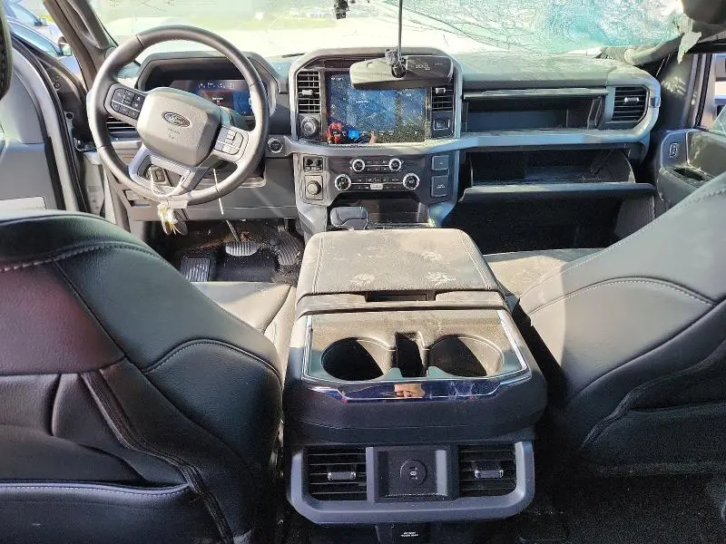 2025 FORD F150 XLT  