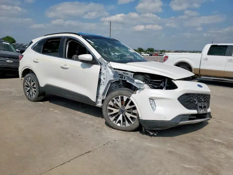 2022 FORD ESCAPE TITANIUM  