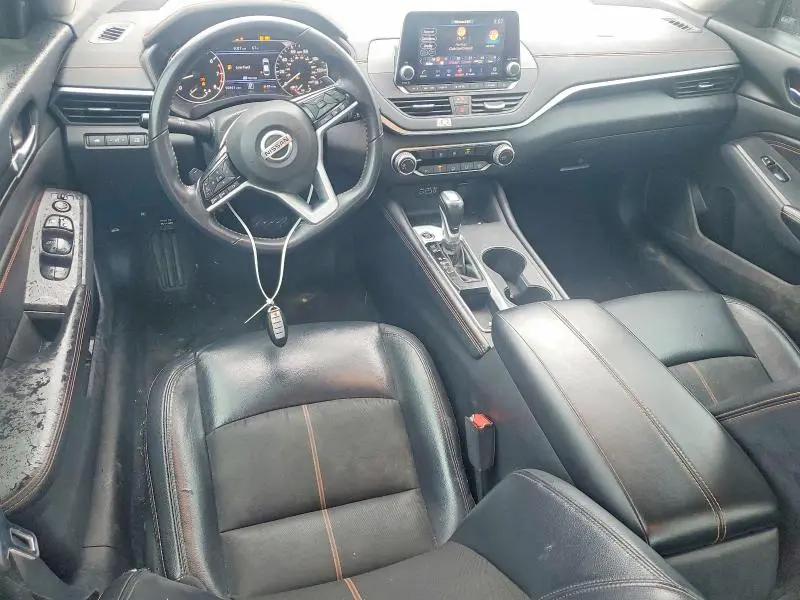 2021 NISSAN ALTIMA SR  