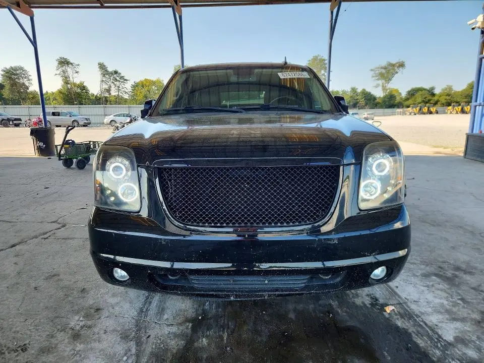 2012 GMC YUKON XL K1500 SLT  