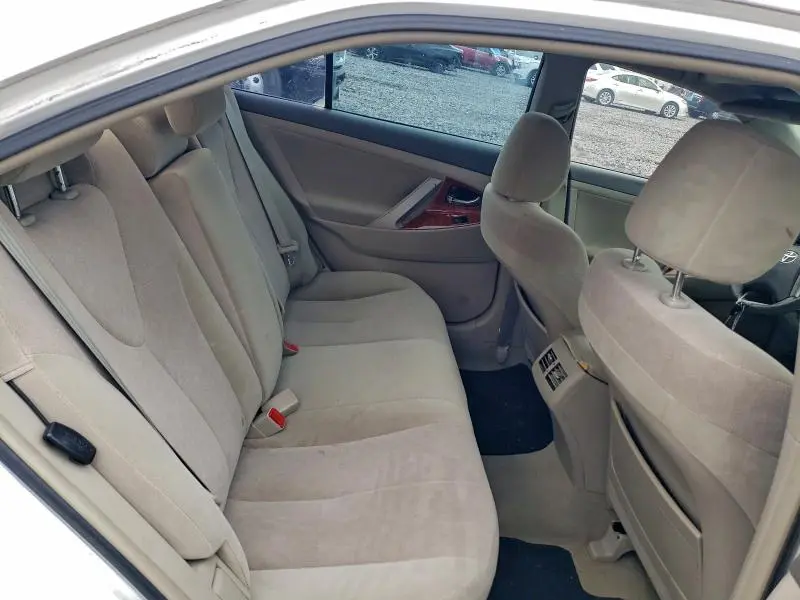 2010 TOYOTA CAMRY BASE  