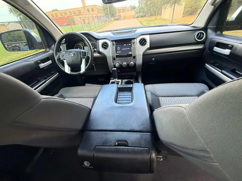 2014 TOYOTA TUNDRA SR5  