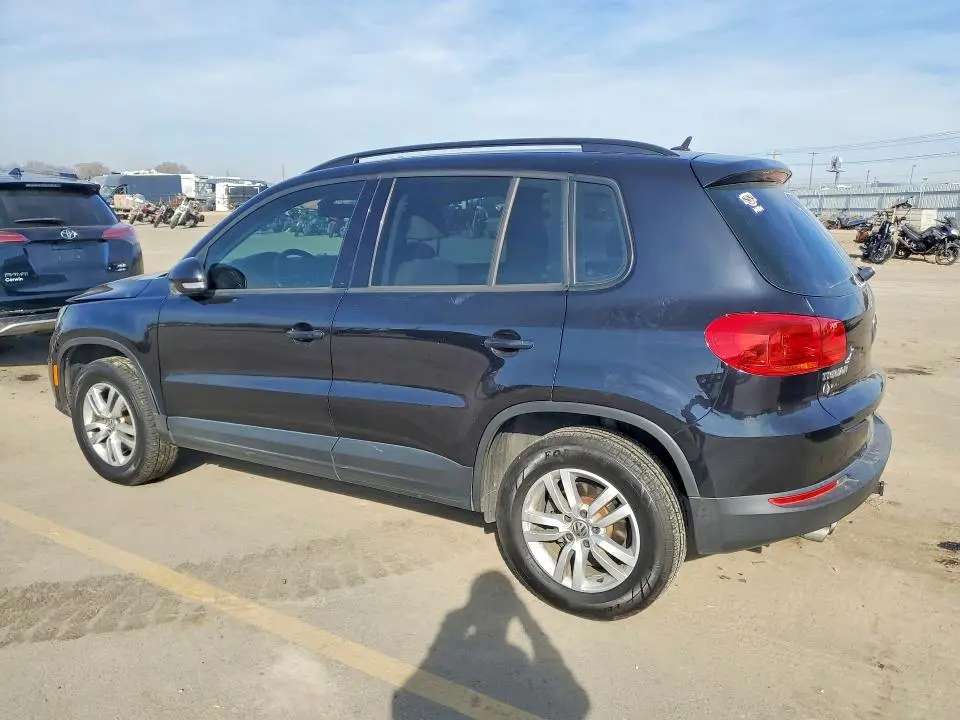 2016 VOLKSWAGEN TIGUAN S  