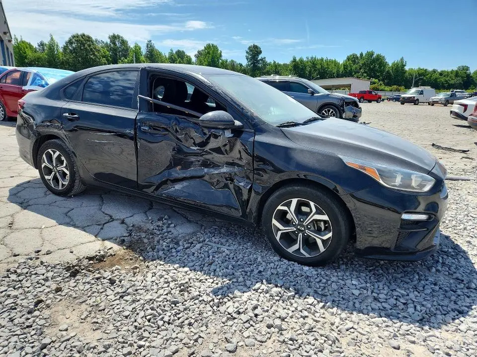 2019 KIA FORTE LXS  