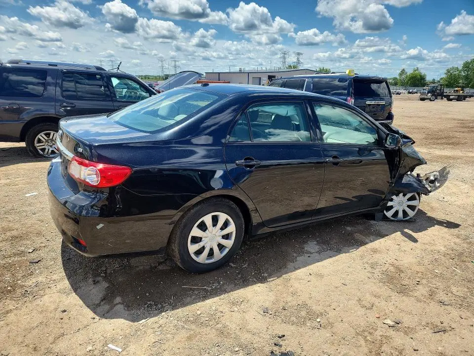 2011 TOYOTA COROLLA LE  