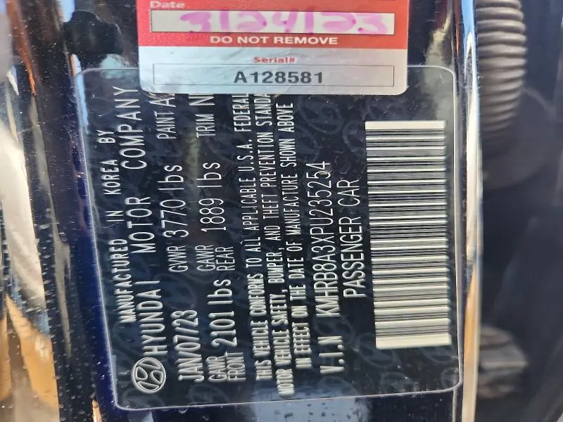 2023 HYUNDAI VENUE SE  