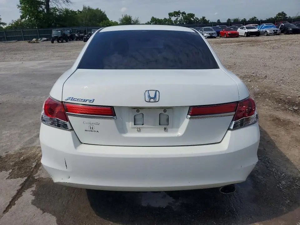 2011 HONDA ACCORD LXP  
