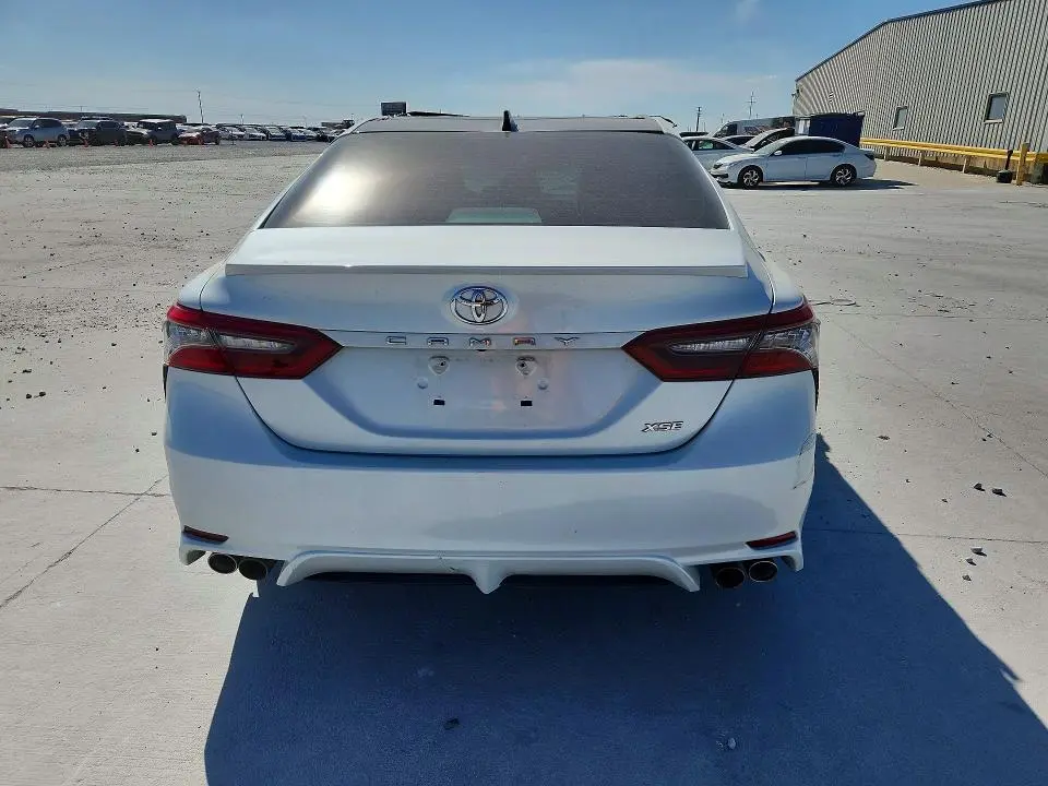2021 TOYOTA CAMRY XSE  