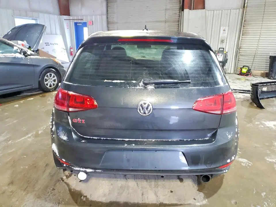 2016 VOLKSWAGEN GTI   