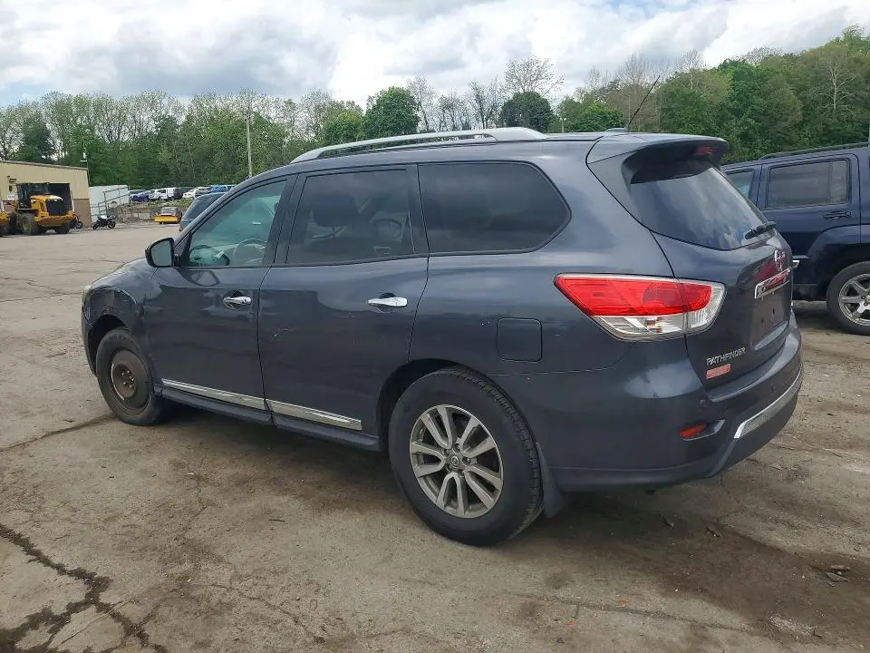 2013 NISSAN PATHFINDER S  