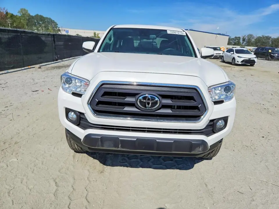 2023 TOYOTA TACOMA SR5 V6  