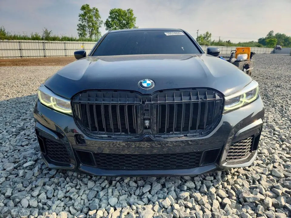 2020 BMW 750 XI  