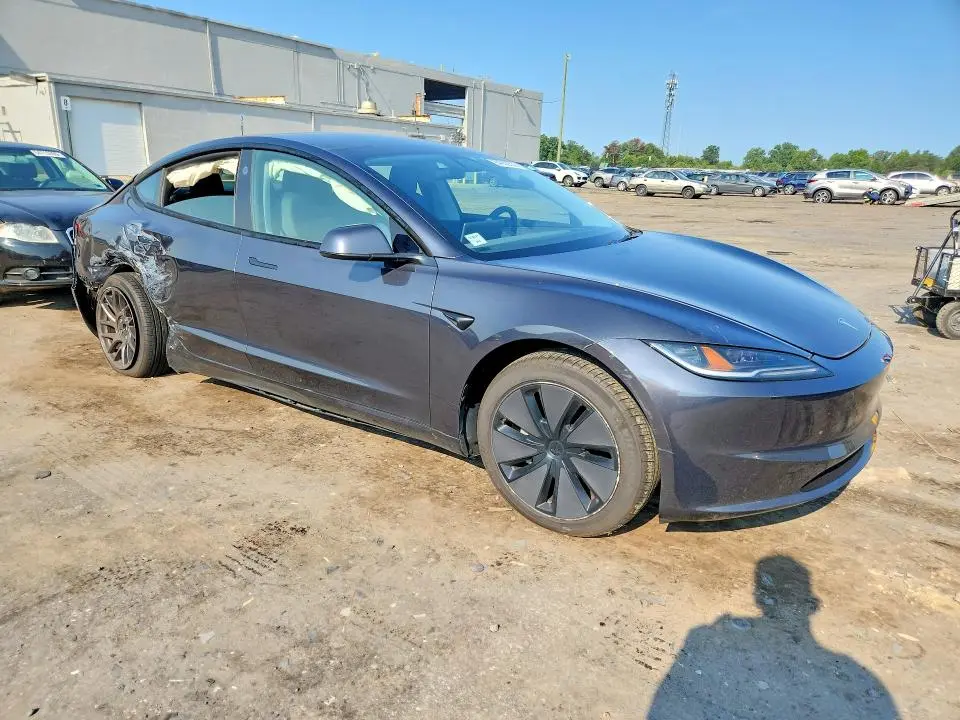 2025 TESLA MODEL 3   