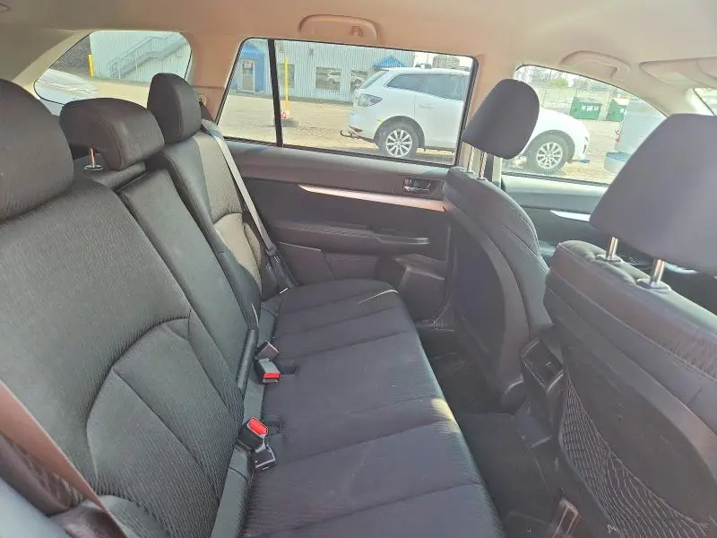 2010 SUBARU OUTBACK 2.5I PREMIUM  