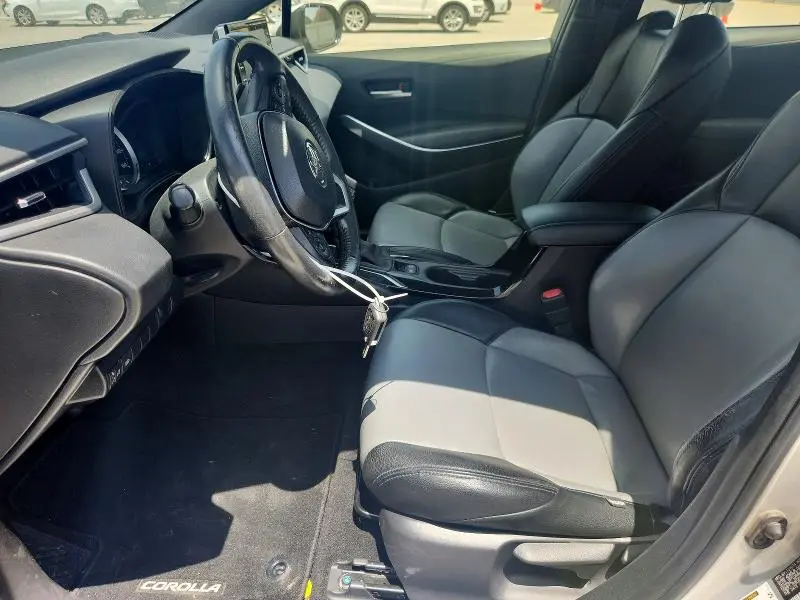 2021 TOYOTA COROLLA SE  