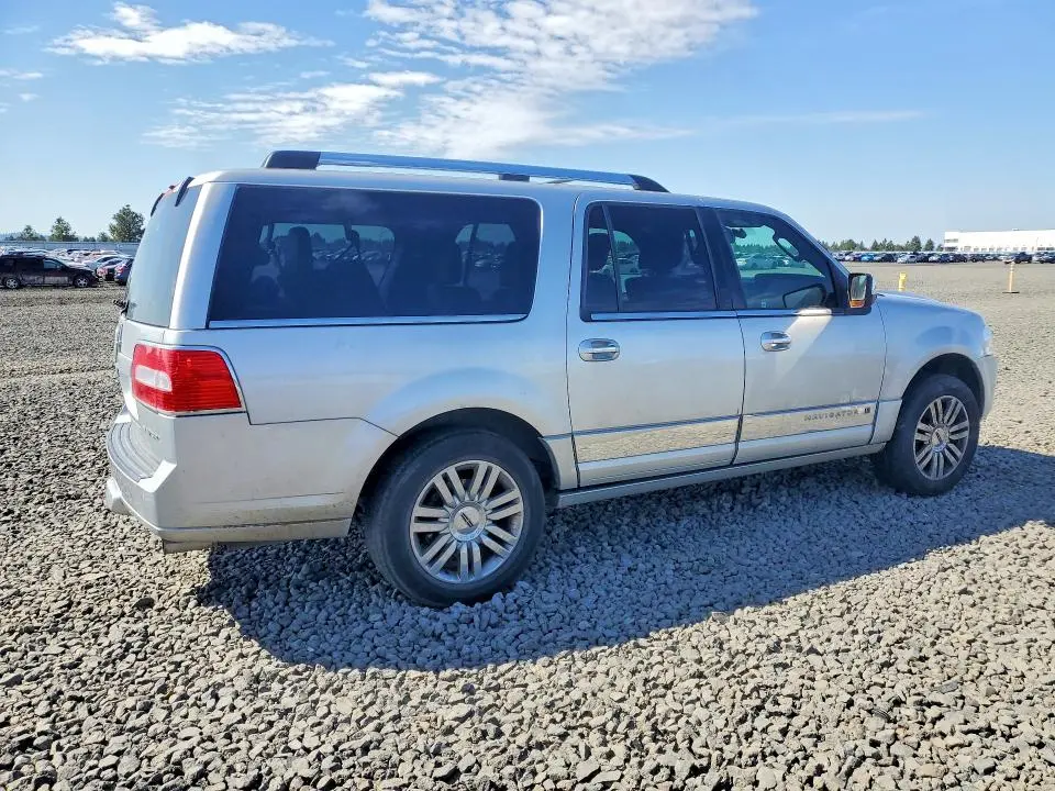 2011 LINCOLN NAVIGATOR L  