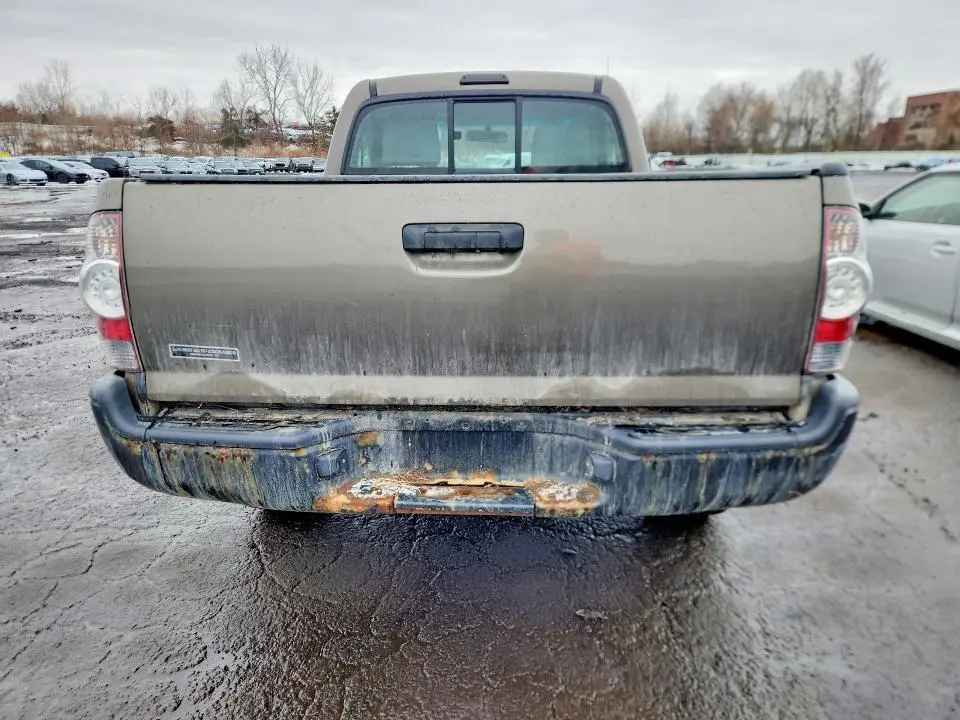2011 TOYOTA TACOMA BASE  