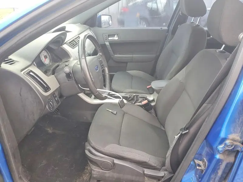 2010 FORD FOCUS SES  