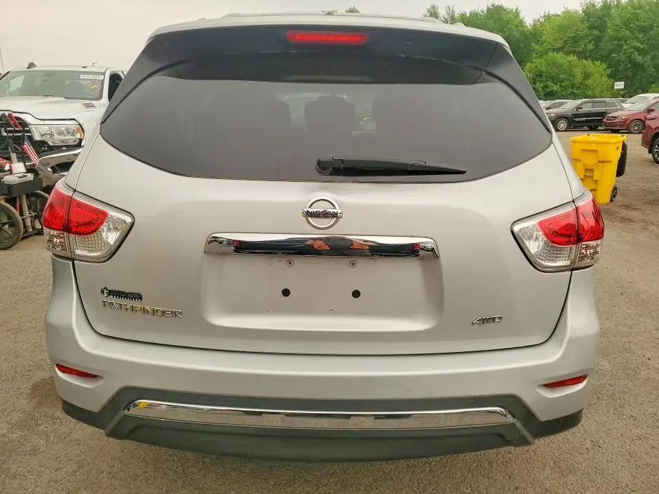 2015 NISSAN PATHFINDER S  