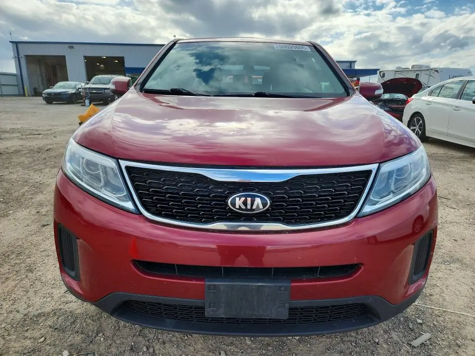 2015 KIA SORENTO LX  
