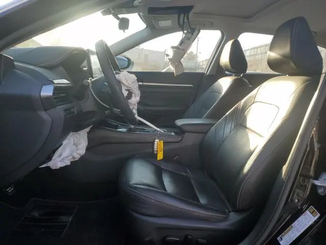 2023 NISSAN ALTIMA SR  