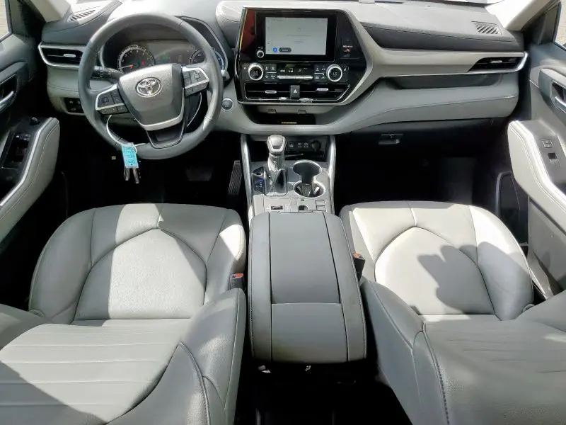 2023 TOYOTA HIGHLANDER L