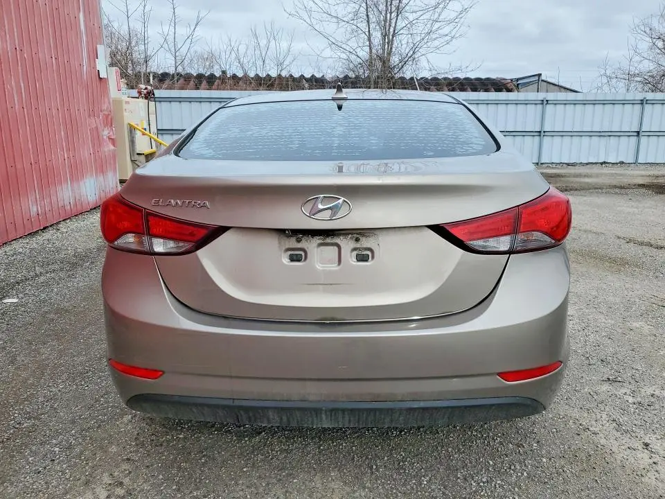 2015 HYUNDAI ELANTRA SE  