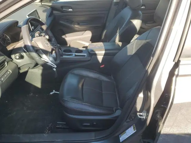 2019 NISSAN ALTIMA SR  
