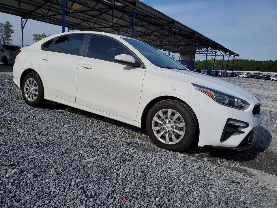 2021 KIA FORTE FE  