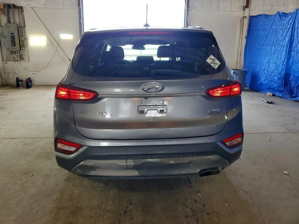 2019 HYUNDAI SANTA FE SE  