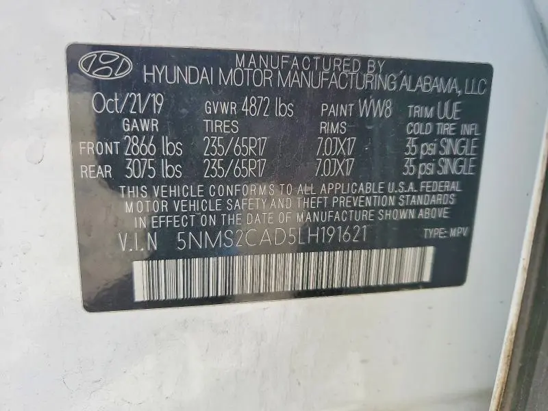 2020 HYUNDAI SANTA FE SE  