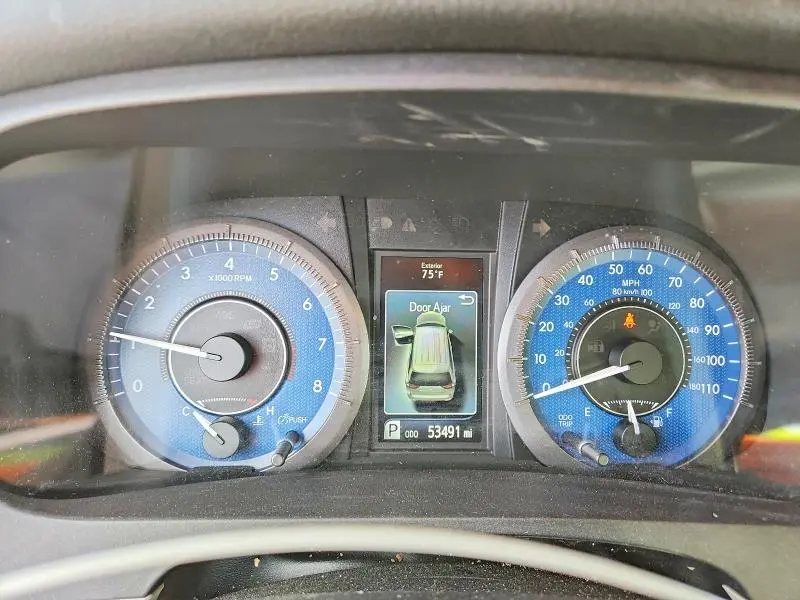 2017 TOYOTA SIENNA XLE 7-PASSENGER  