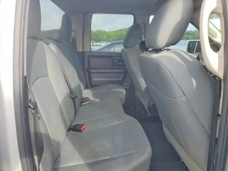 2015 RAM 1500 ST  