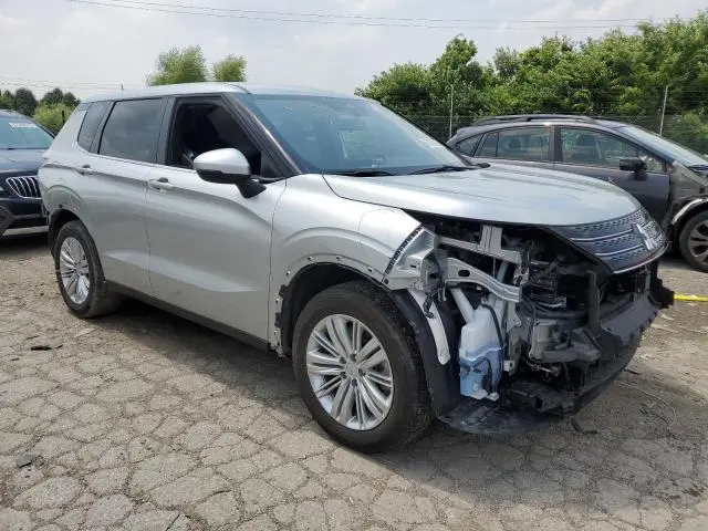 2024 MITSUBISHI OUTLANDER ES