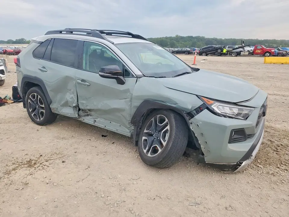 2019 TOYOTA RAV4 ADVENTURE  
