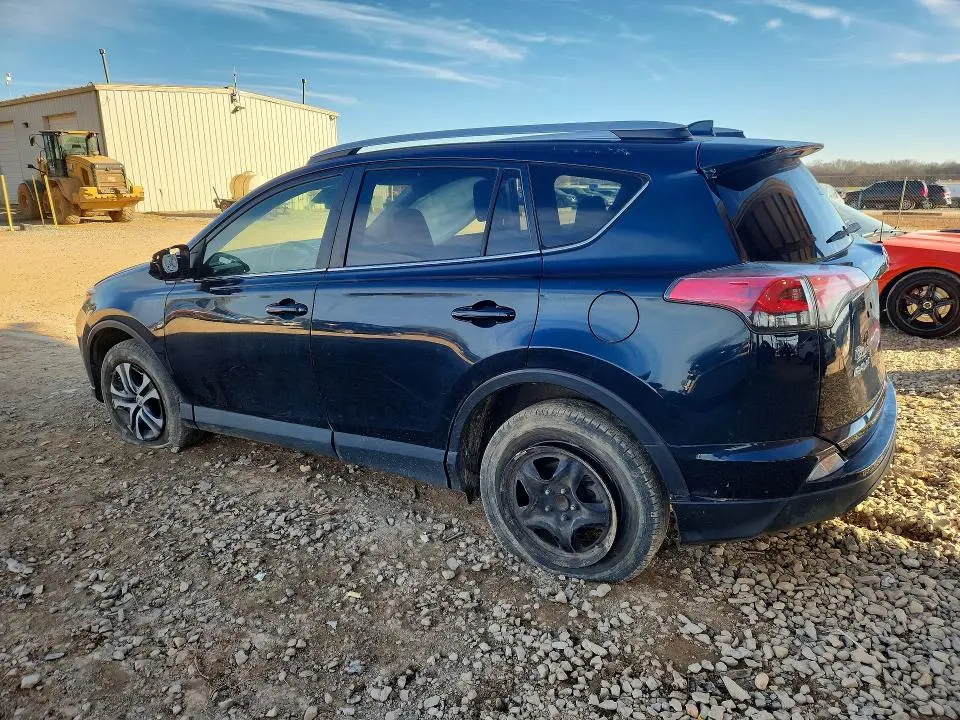 2018 TOYOTA RAV4 LE  