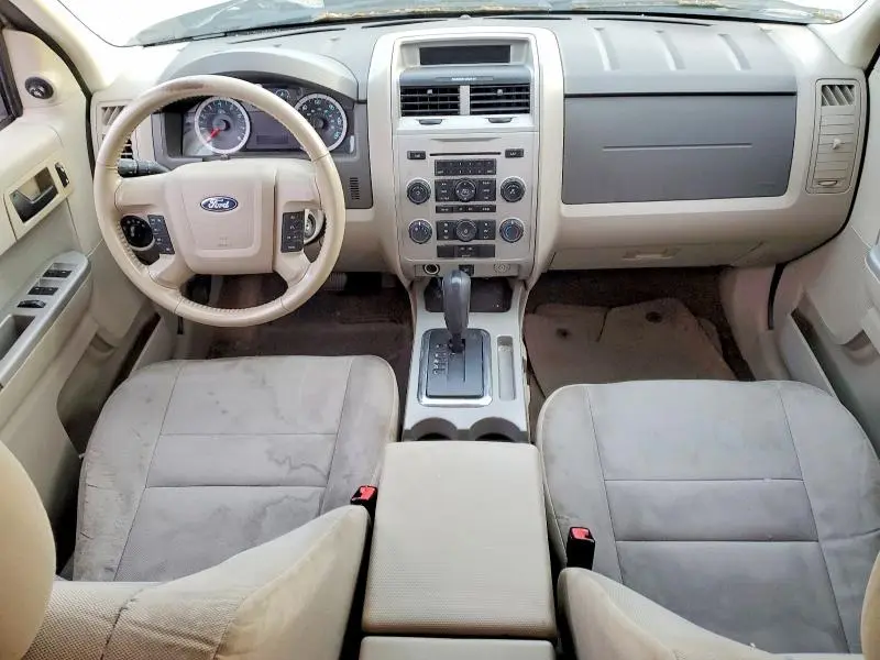2011 FORD ESCAPE XLT  